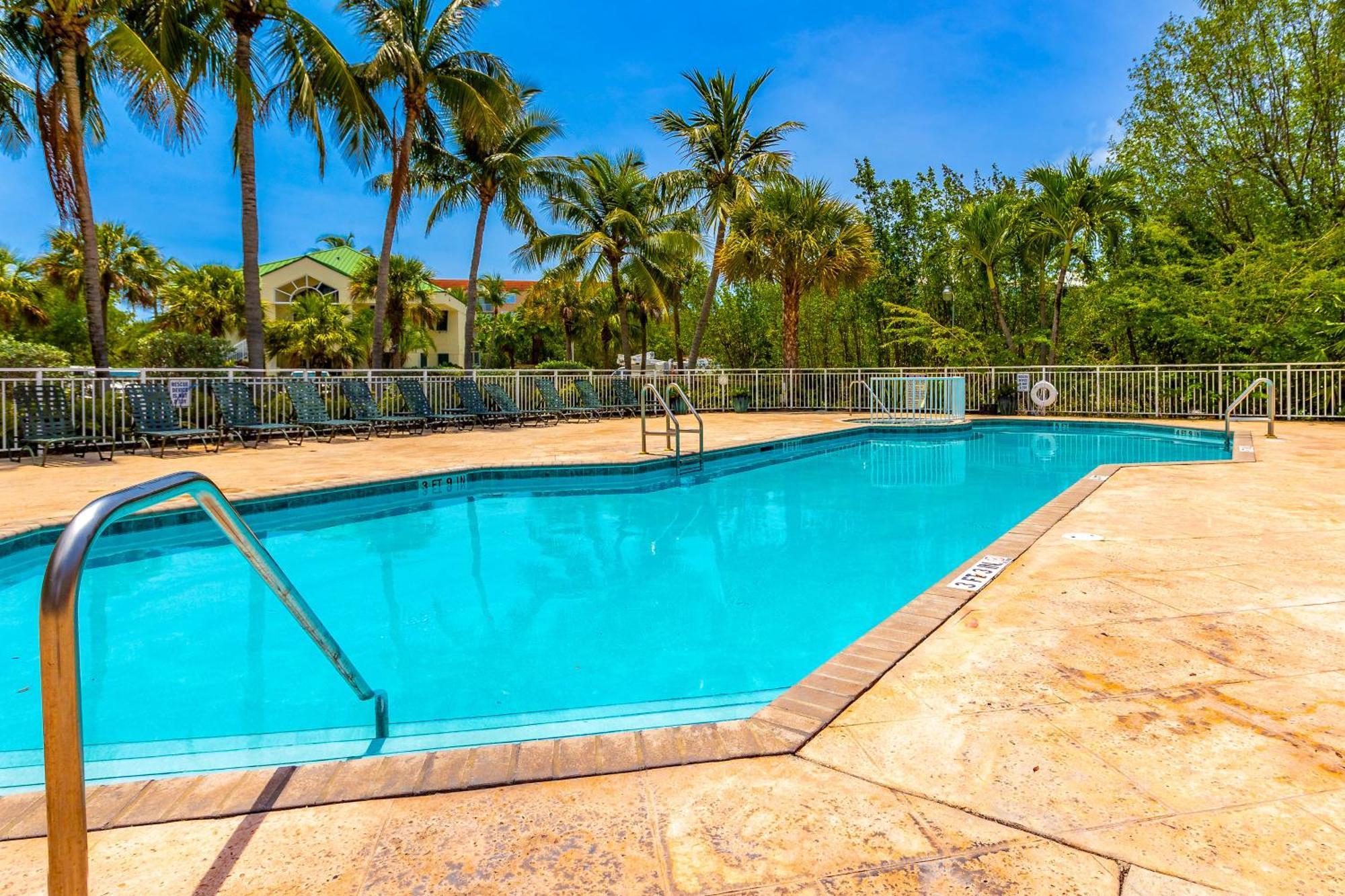 كي وست Sunrise Suites - Butterfly Nest #107 المظهر الخارجي الصورة